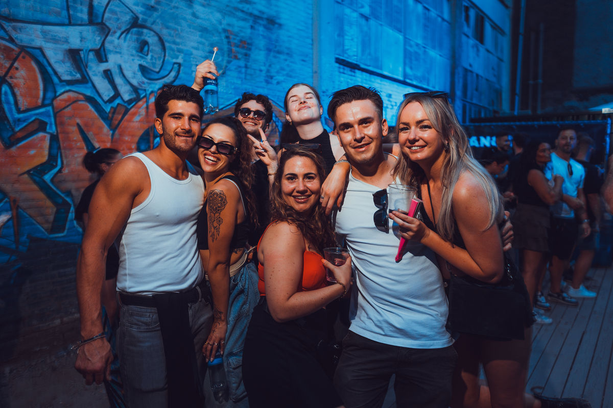 Loading... just a sec